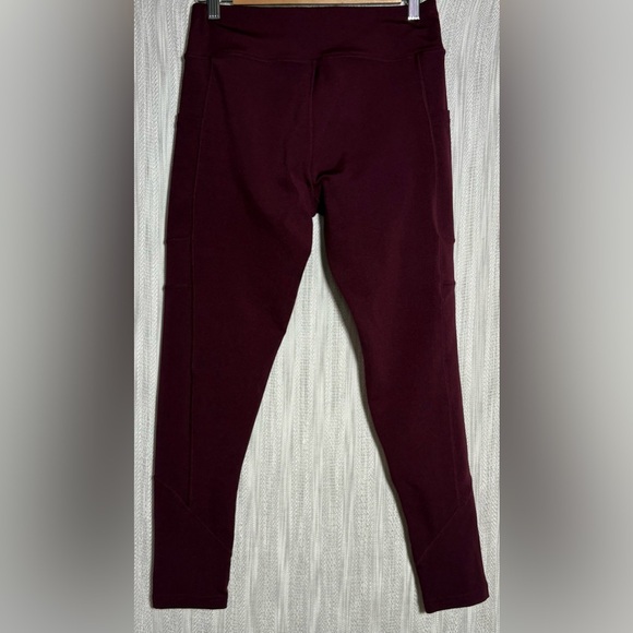 Elegant Maroon Leggings for Women - Picture 3 of 4